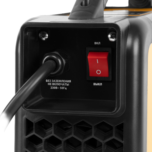 Аппарат инвертор. дуговой сварки SDM-220 Top, 220 А, ПВ 60% кейс Denzel по ценам производителя в Санкт-Петербурге с доставкой по всей России