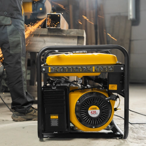 Генератор бензиновый GE 6900, 5.5 кВт, 220 В/50 Гц, 25 л, ручной старт Denzel по ценам производителя в Санкт-Петербурге с доставкой по всей России