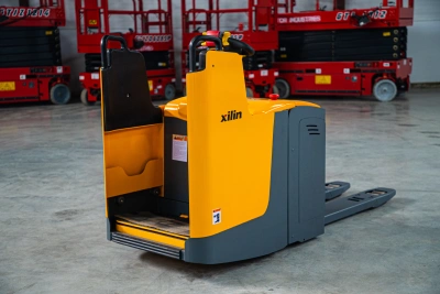 Тележка электрическая 2000 кг 1150 мм XILIN CBD20L с закрытой платформой 24/280 В/Ач* купить в Москве с доставкой по всей России | ProtosMarket.ru