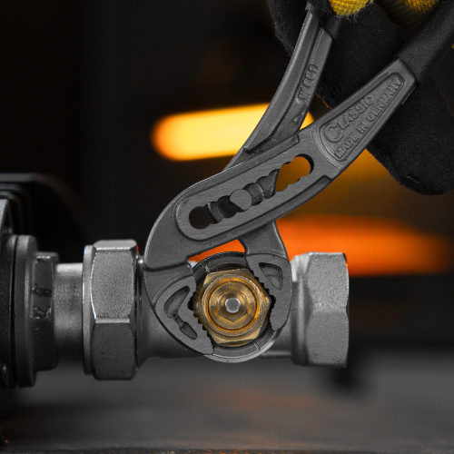 Клещи переставные, обливные рукоятки, 180 мм Denzel купить в Москве с доставкой по всей России | ProtosMarket.ru