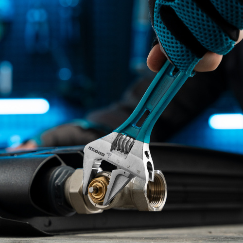 Ключ разводной 200 мм, CrV, облегченный Gross купить в Москве с доставкой по всей России | ProtosMarket.ru