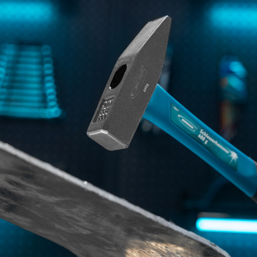 Молоток слесарный, 600 г, квадратный боек, фибергласовая обрезиненная рукоятка Gross по ценам производителя в Санкт-Петербурге с доставкой по всей России