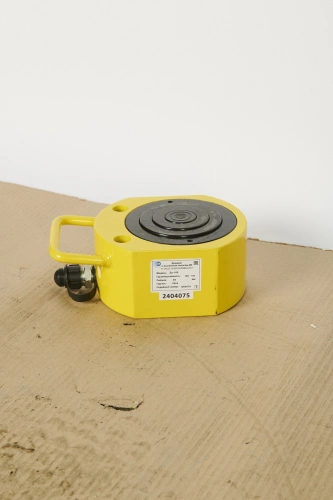 Домкрат гидравлический телескопический низкий TOR ДТ100Г69 100 т (3 уровня) по ценам производителя в Санкт-Петербурге с доставкой по всей России