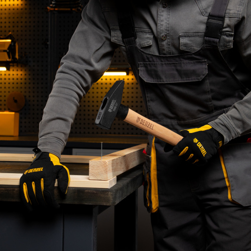 Молоток слесарный, 1000 г, кованый квадратный боек, буковая рукоятка Denzel по ценам производителя в Санкт-Петербурге с доставкой по всей России