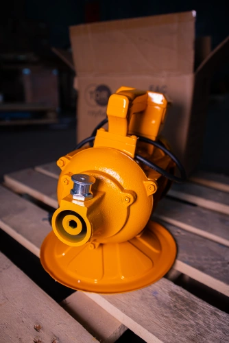 Электропривод глубинного вибратора для бетона 2,2 кВт TOR ZN70-JT (японский тип) по ценам производителя в Санкт-Петербурге с доставкой по всей России