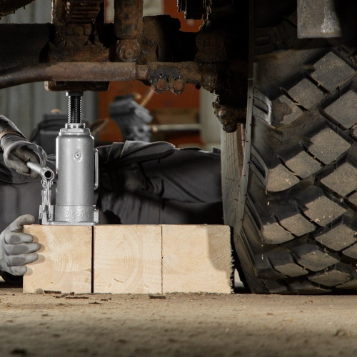 Домкрат гидравлический бутылочный, 12 т, высота подъема 230-465 мм Matrix по ценам производителя в Санкт-Петербурге с доставкой по всей России