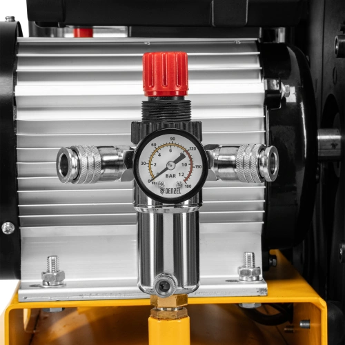 Компрессор воздушный рем. привод BCI 2200/100, 2,2 кВт, 100 литров, 420 л/мин Denzel по ценам производителя в Санкт-Петербурге с доставкой по всей России