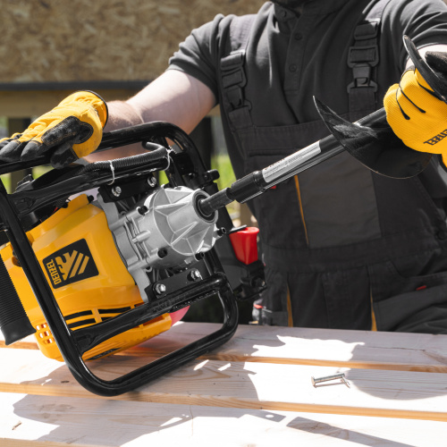 Мотобур DX-52, объем двигателя 52 см3, соединение 20 мм, без шнека Denzel купить в Москве с доставкой по всей России | ProtosMarket.ru