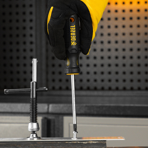 Отвертка, PH2х100 мм, S2, 3к рукоятка Denzel по ценам производителя в Санкт-Петербурге с доставкой по всей России