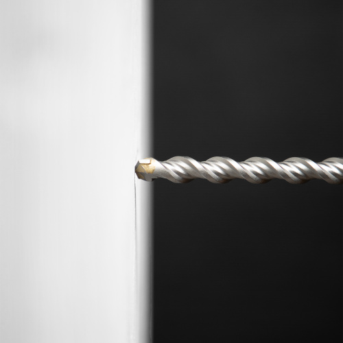 Бур по бетону, двойная спираль, три пылеотводящие кромки, 14 x 210 мм DENZEL по ценам производителя в Санкт-Петербурге с доставкой по всей России