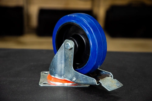 Колесо поворотное резина SRCLb 63 160 мм с тормозом (N) по ценам производителя в Санкт-Петербурге с доставкой по всей России