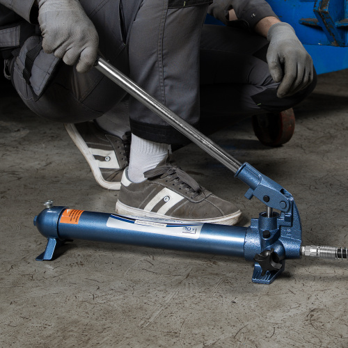 Растяжка гидравлическая, 10 т, набор из 17 предметов, 7 сменных насадок, в пластиковом кейсе Stels купить в Москве с доставкой по всей России | ProtosMarket.ru