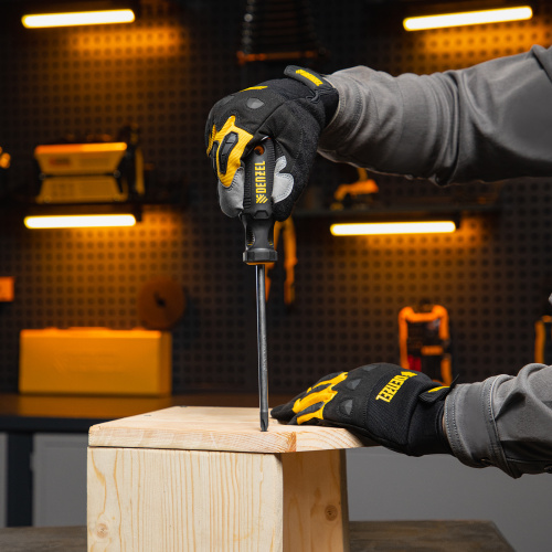 Отвертка PH3х150 мм, CrV, трехкомпонентная рукоятка Denzel по ценам производителя в Санкт-Петербурге с доставкой по всей России