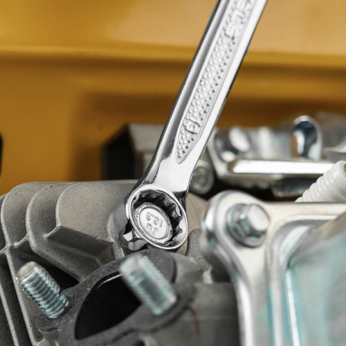 Ключ комбинированный, 13 мм, CrV, антислип Stels по ценам производителя в Санкт-Петербурге с доставкой по всей России