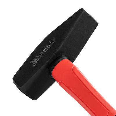 Молоток слесарный optimal, 1000 г, фибергласовая обрезиненная рукоятка, квадратный боек Matrix купить в Москве с доставкой по всей России | ProtosMarket.ru