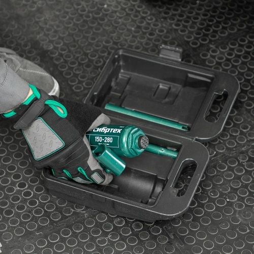 Домкрат гидравлический бутылочный, 2 т, 150-280 мм, в пласт. кейсе Сибртех по ценам производителя в Санкт-Петербурге с доставкой по всей России